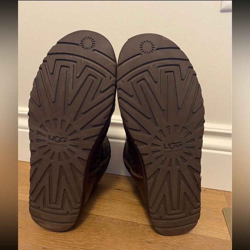 Ugg Boots men’s Size 9, women’s 10.5 - limited edition! - Picture 8 of 8